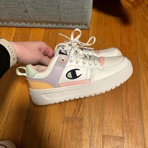 Champion tennis shoes